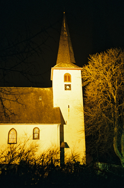 Kirche in der Nacht