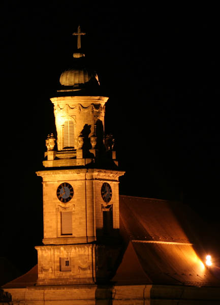 Kirche in der Nacht