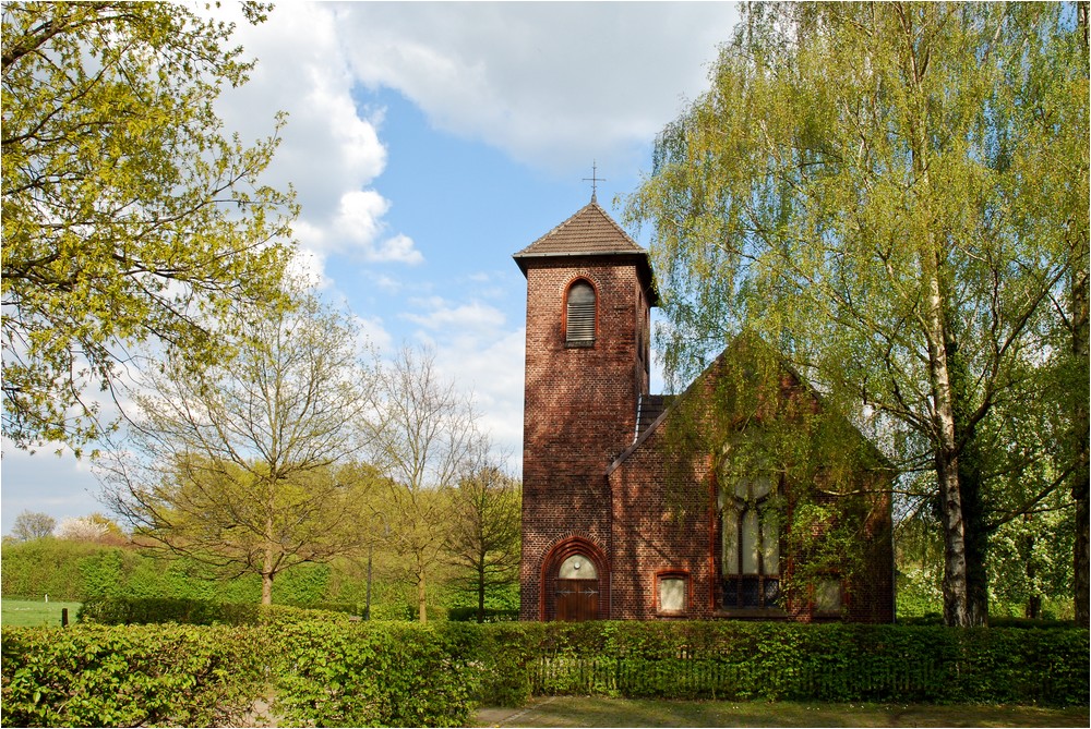 Kirche in Drechen ...