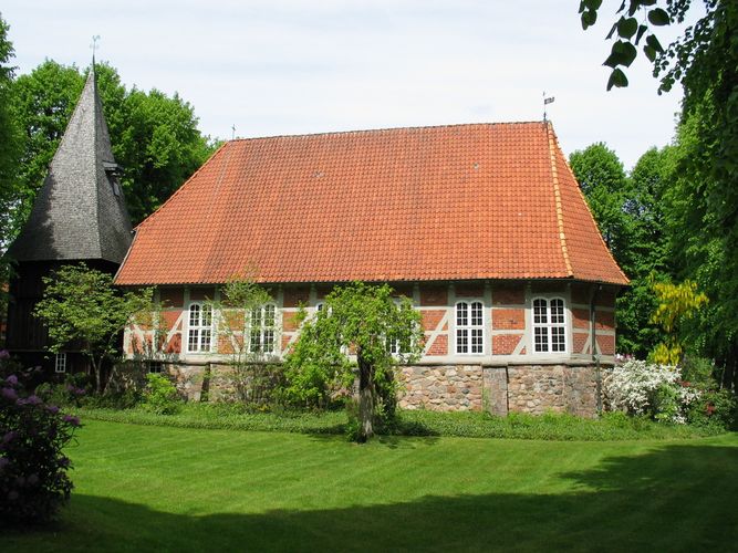 Kirche in Egestorf/Lüneburgerheide1