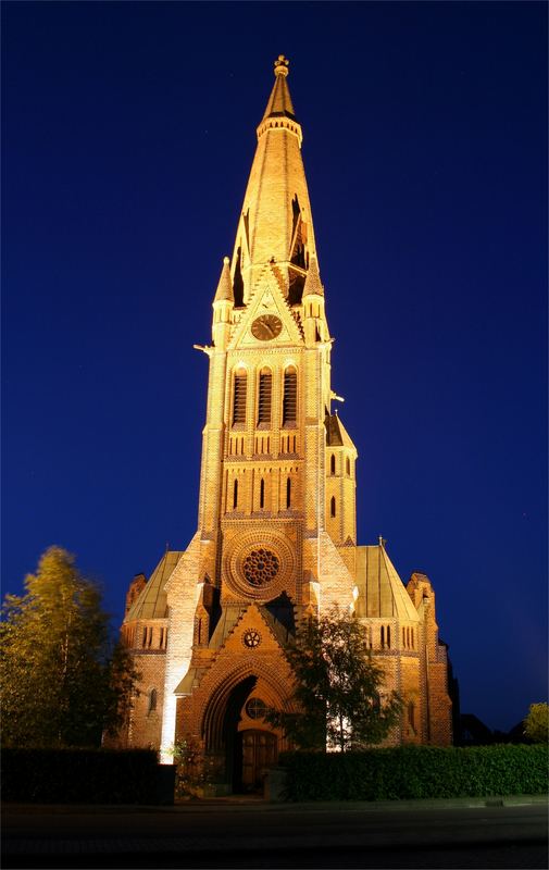 Kirche in Hagenburg bei Nacht