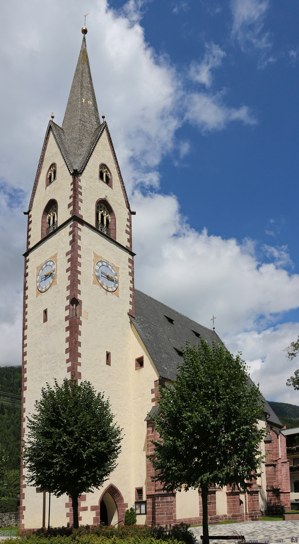 Kirche in Kötschach (2017_07_14_EOS 100D_2331_ji)