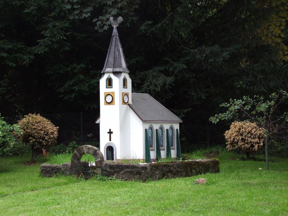 Kirche in Meerschweinchenhausen
