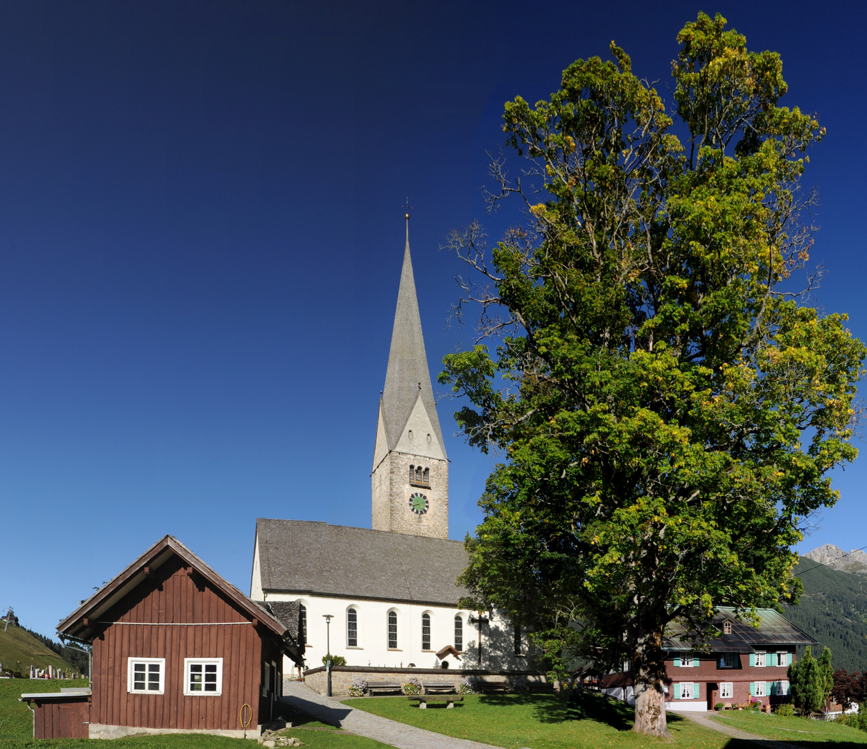 Kirche in Mittelberg