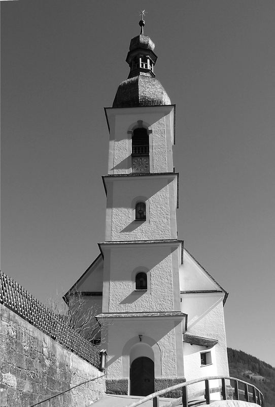 Kirche in Ramsau -Vorderseite-