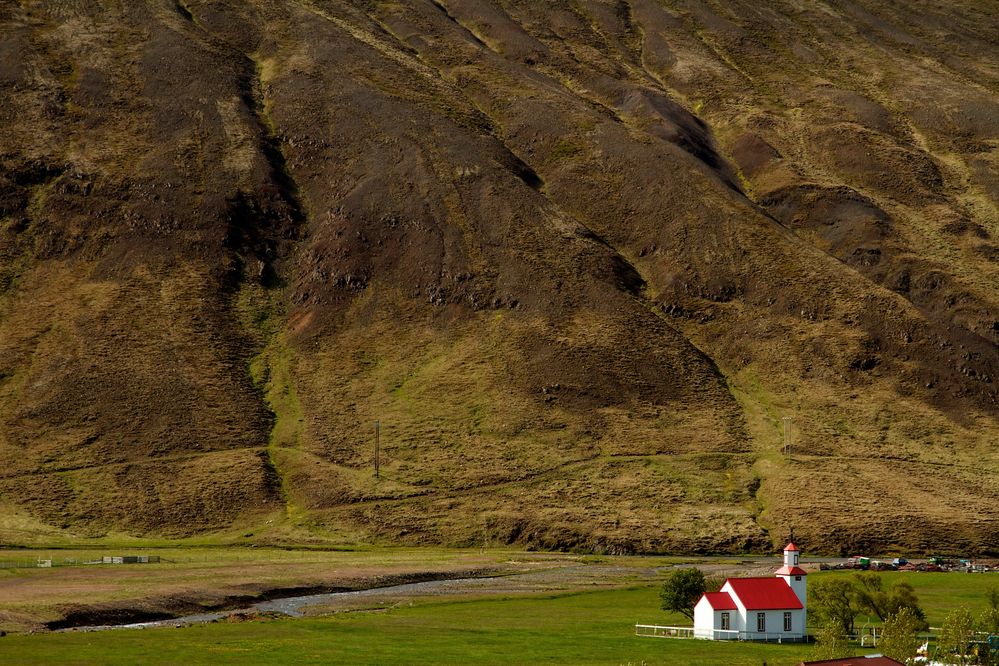 Kirche in Silfrastadir