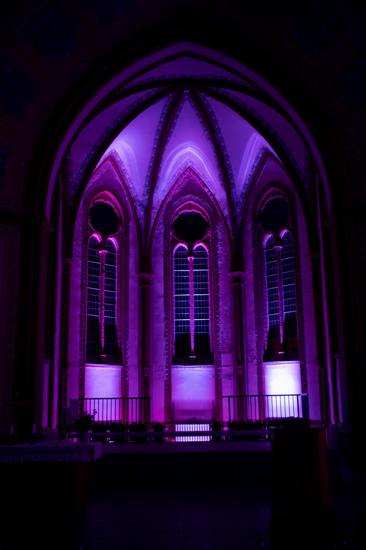 Kirche ins Licht - Passionszeit 1