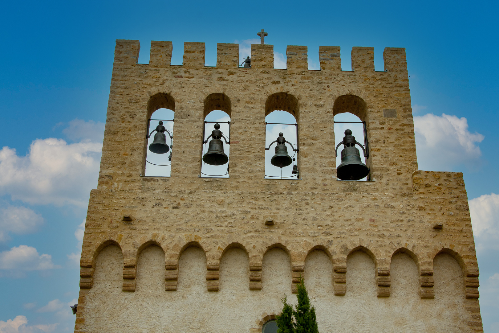 Kirche Les Pujols (Ariège, Fr.)