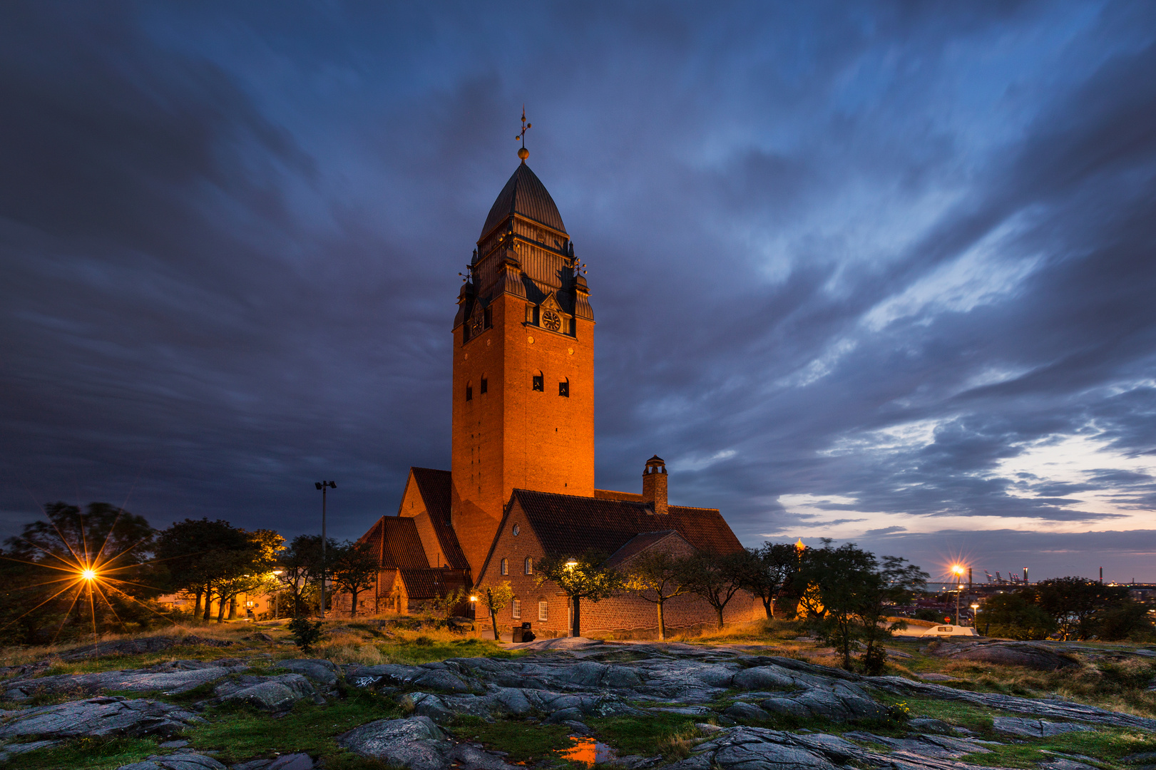 Kirche Masthugget in Göteborg bei Nacht