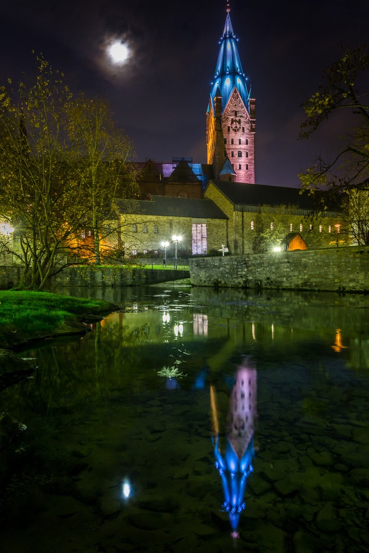 Kirche meets Lichterkunst