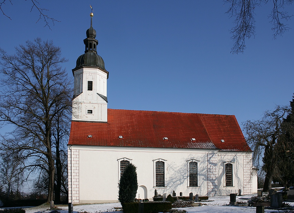 Kirche Merkwitz-Ortsteil Oschatz.