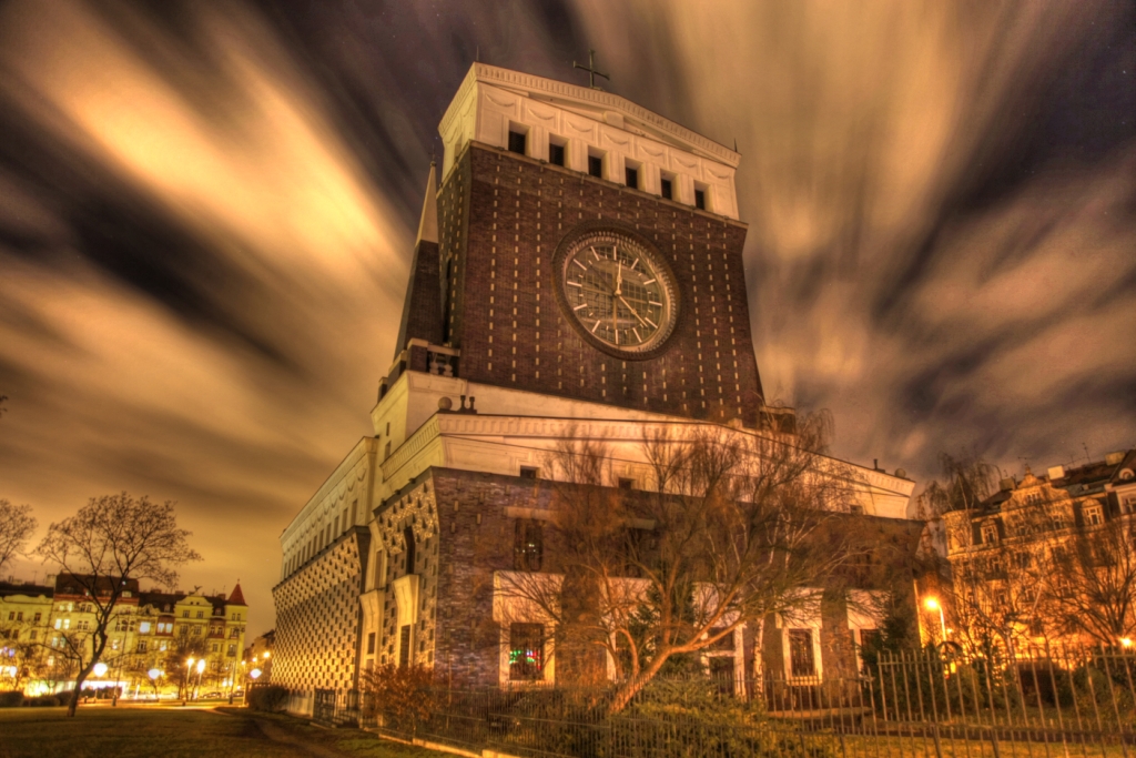 Kirche Nejsv&#283;t&#283;jšího srdce Pán&#283; in Prag