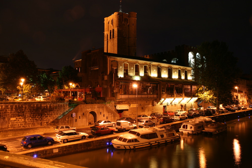 Kirche @ Night