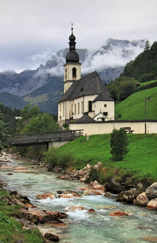 Kirche Ramsau bei Regen (2)