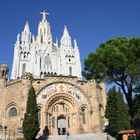 Kirche Sagrat Cor auf dem Tibidabo-Berg über Barcelona