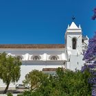 Kirche Santa Maria do Castelo (St Mary's Church) in der Altstadt von Tavira an der Algarve, Portugal