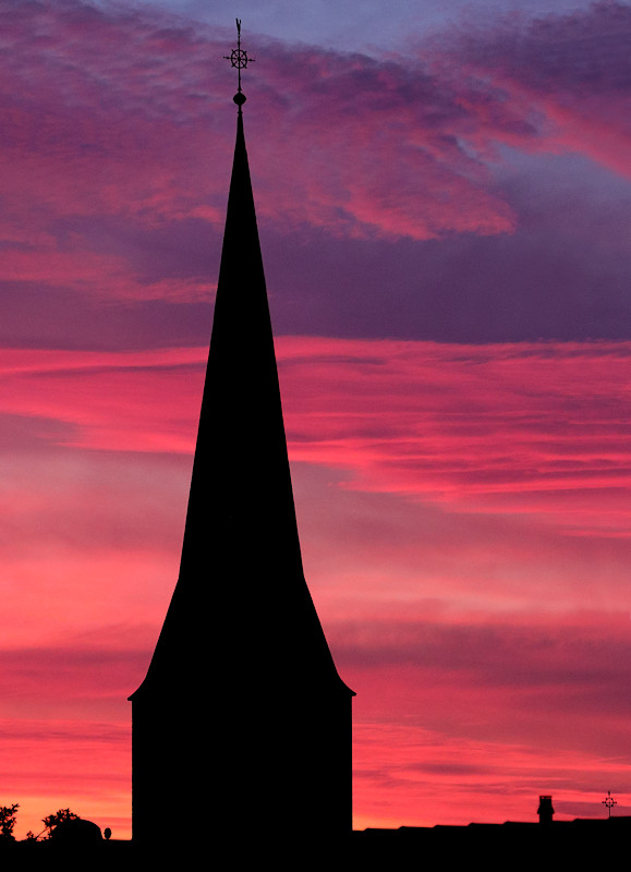 Kirche St. Christophorus am Abend