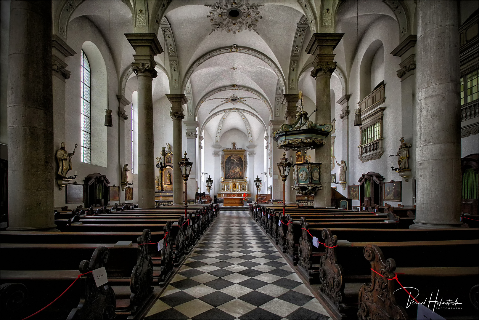 Kirche St. Maximilian zu Düsseldorf ...