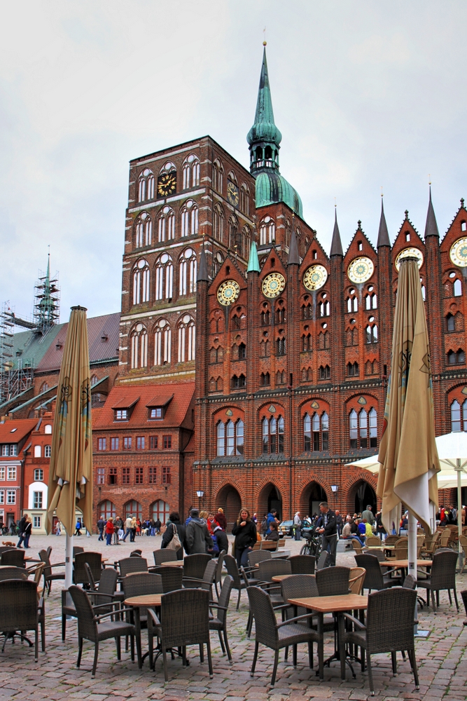 Kirche St. Nikolai und Rathaus