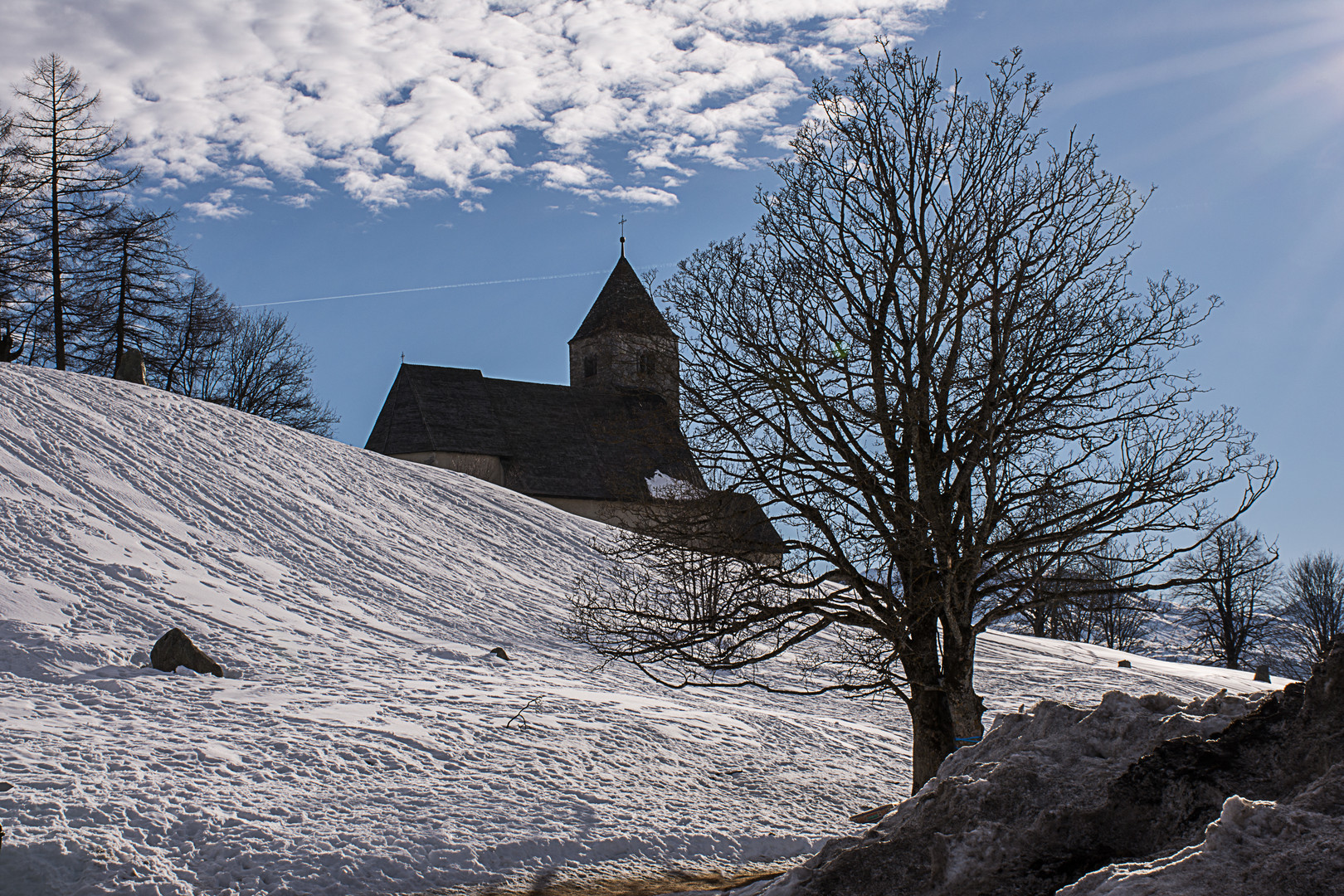  Kirche St. Remigius in der Abendsonne