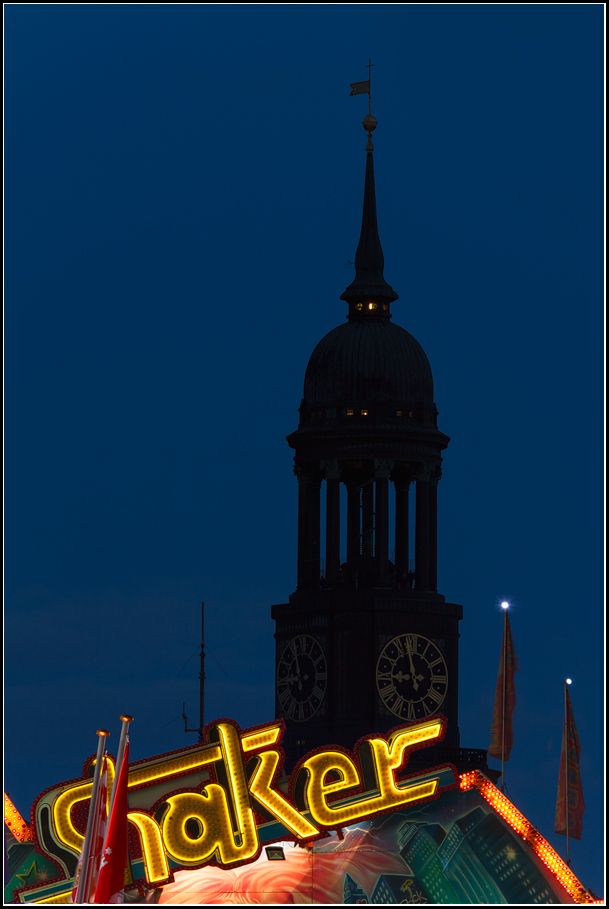 Kirche und Kirmes