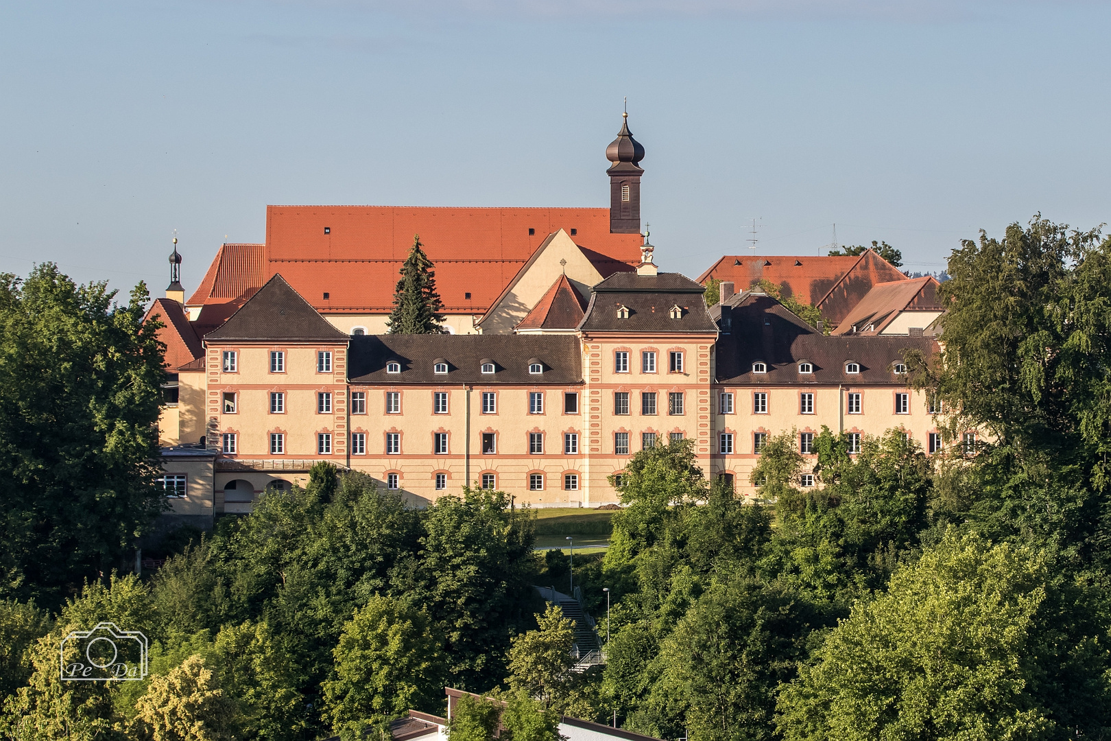 Kirche und Kloster Niederviehbach