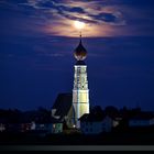 Kirche und Mond in Handenberg / Innviertel / Oberösterreich