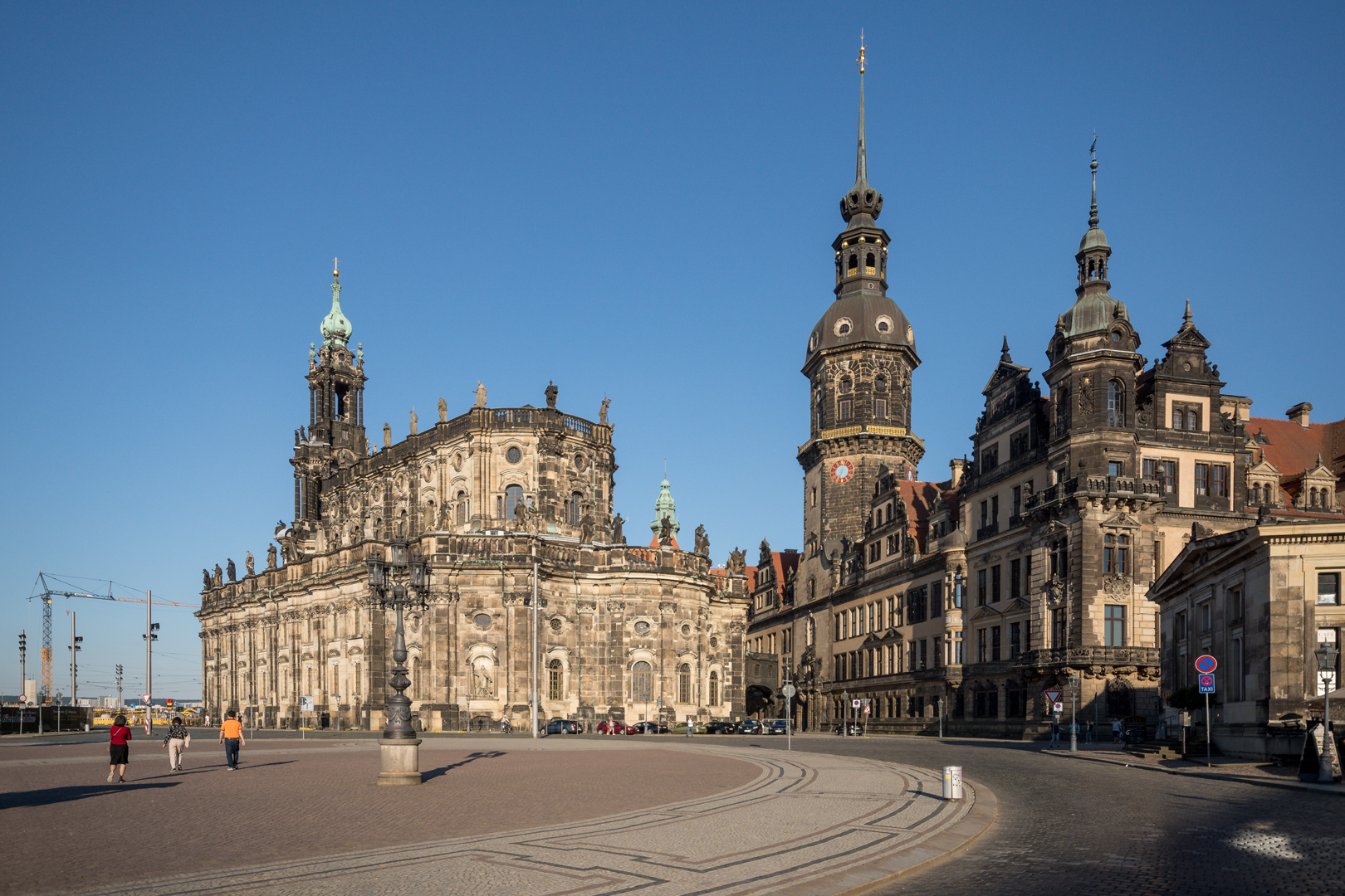 Kirche und Schloss