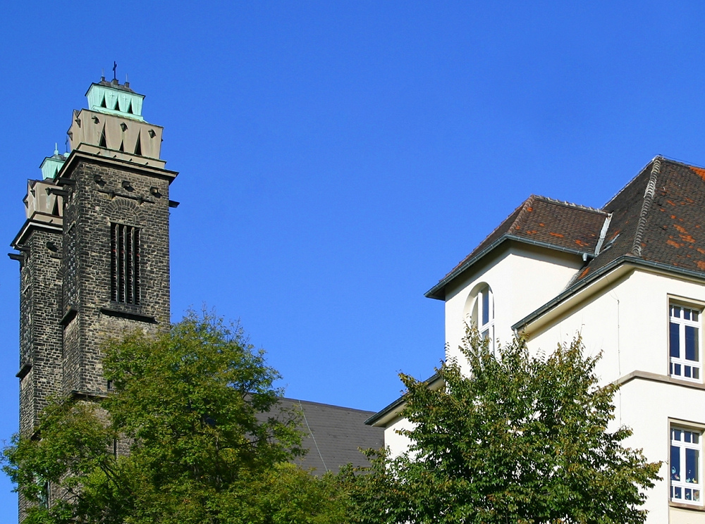 Kirche und Schule