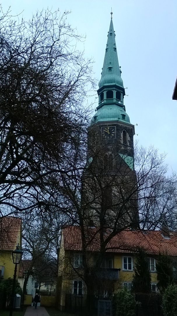 Kirche von außen in Hannover