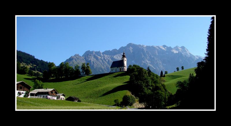 Kirche von Dienten