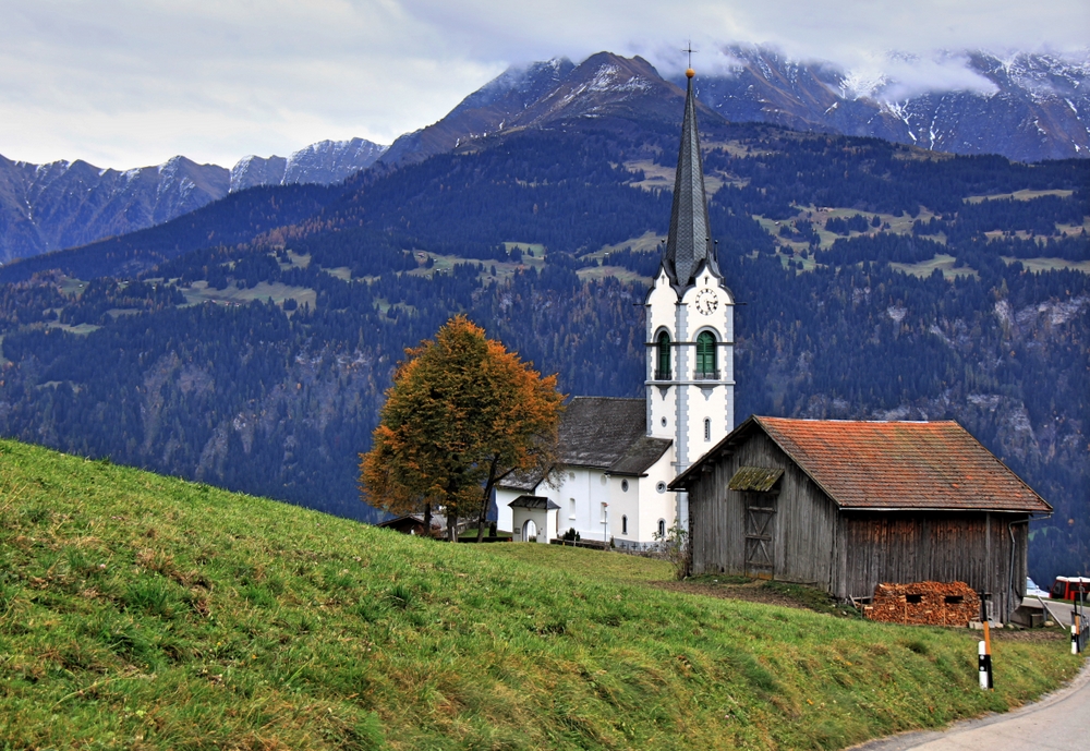 Kirche von Ladir (2)