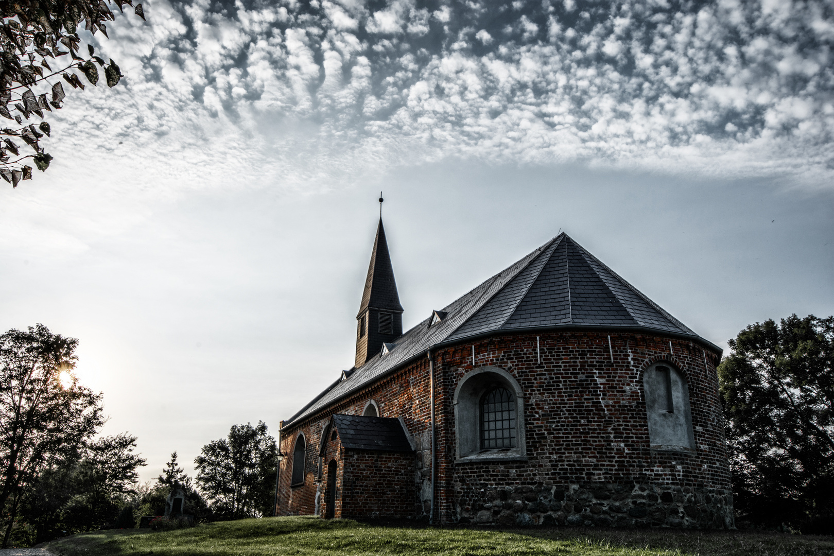 Kirche von Vollerwiek auf Eiderstedt/Nordfriesland