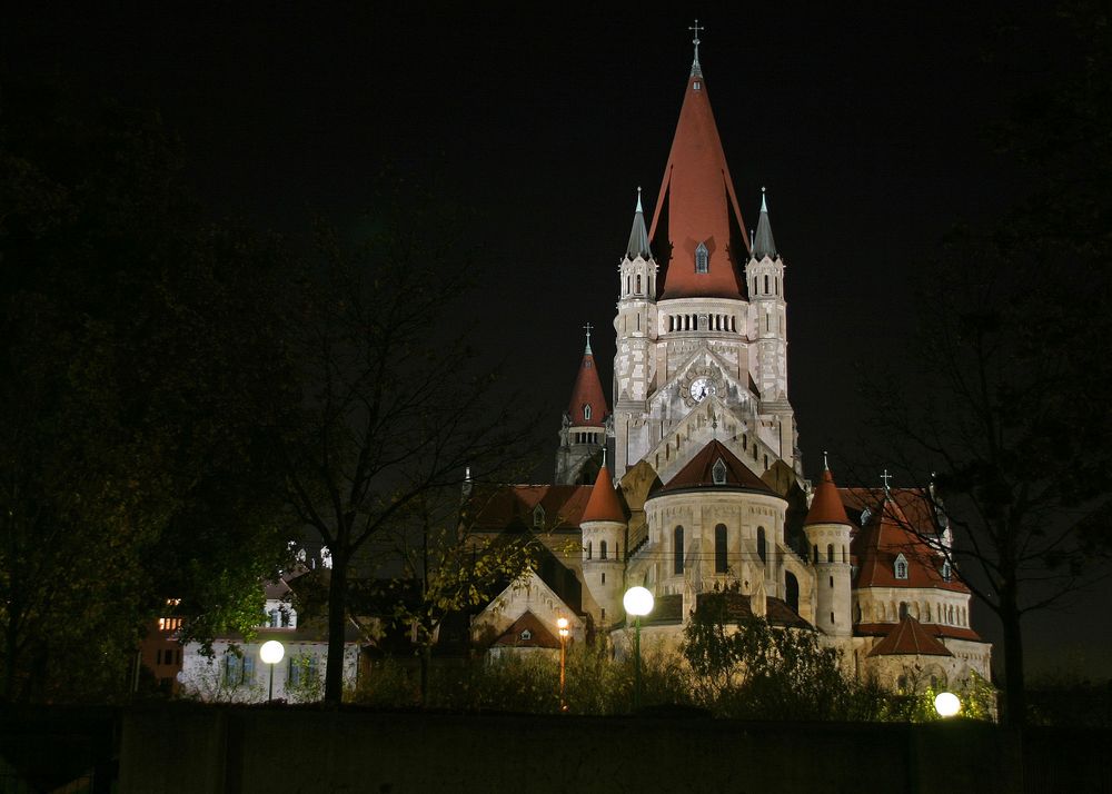 Kirche zum Hl. F. v. Assisi,