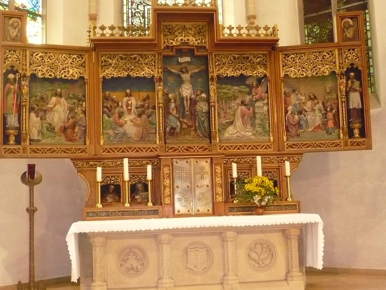 Kirchenaltar im Sauerland