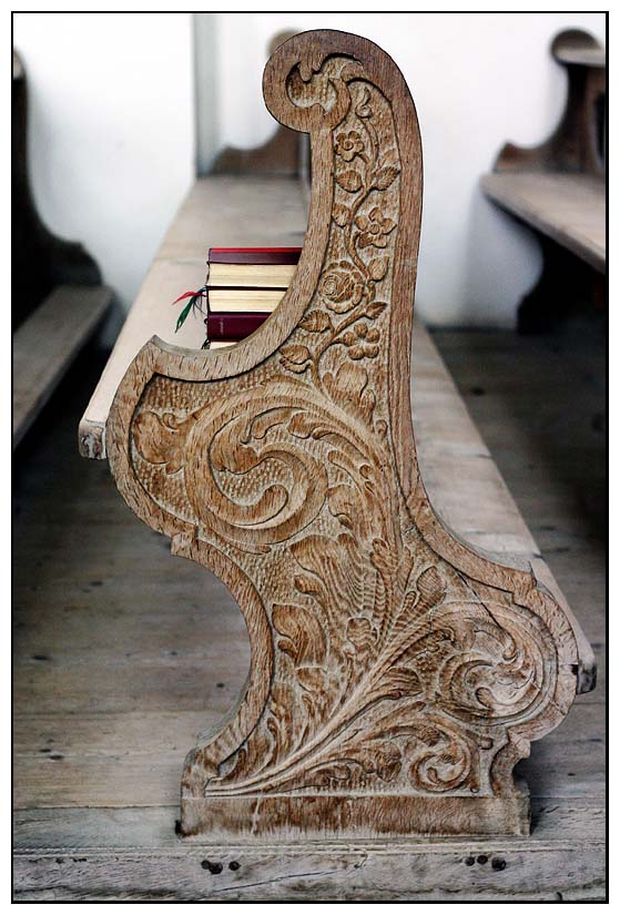 Kirchenbank Foto & Bild | architektur, sakralbauten, voting loser