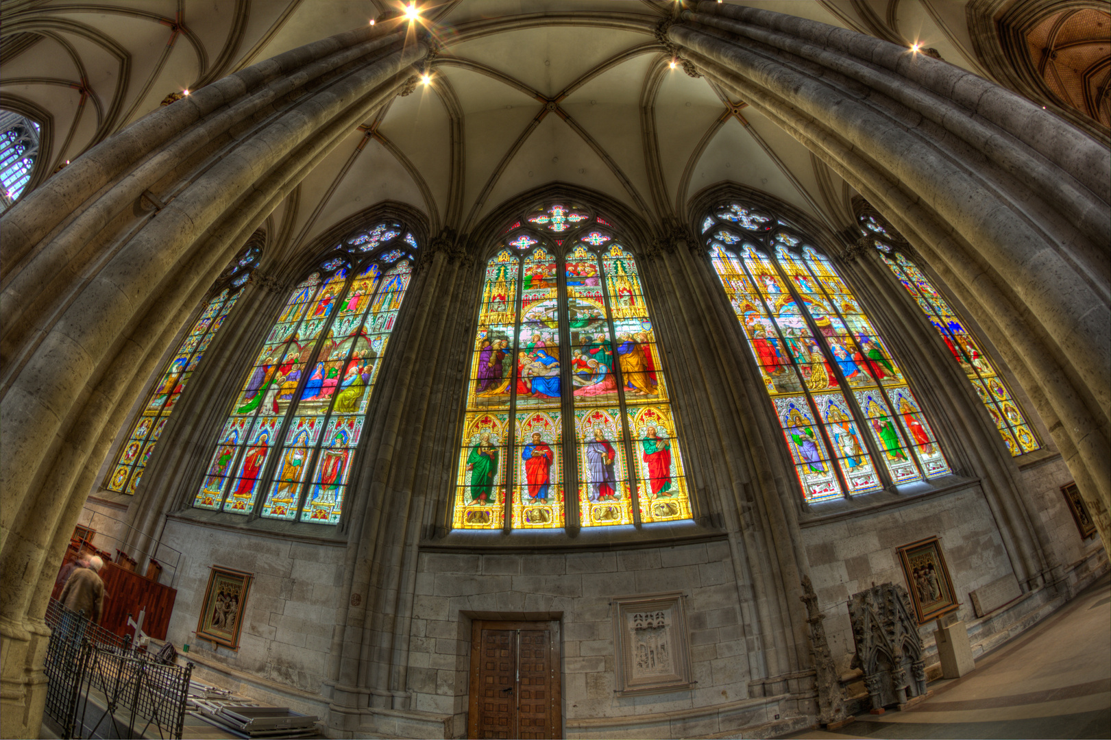 Kirchenfenster im Kölner Dom