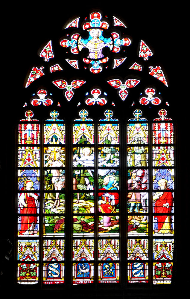 Kirchenfenster in der Basilika Tongern
