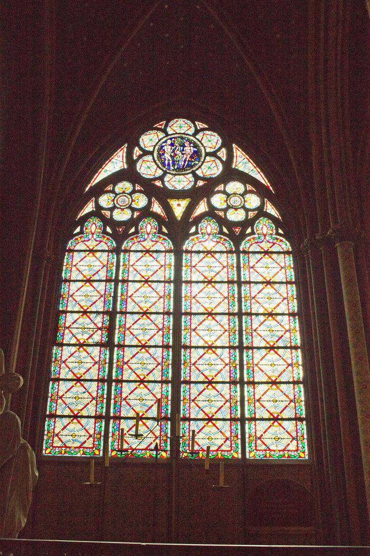 Kirchenfenster in der Notre Dame