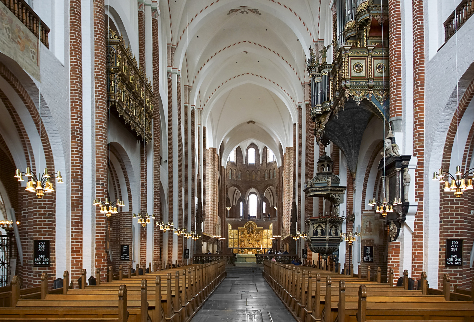 Kirchenschiff vom Roskilder Dom