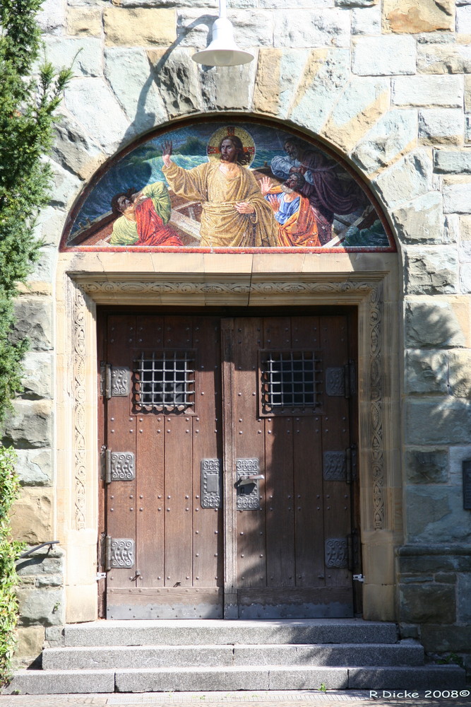 Kirchentür der Petrie Kirche