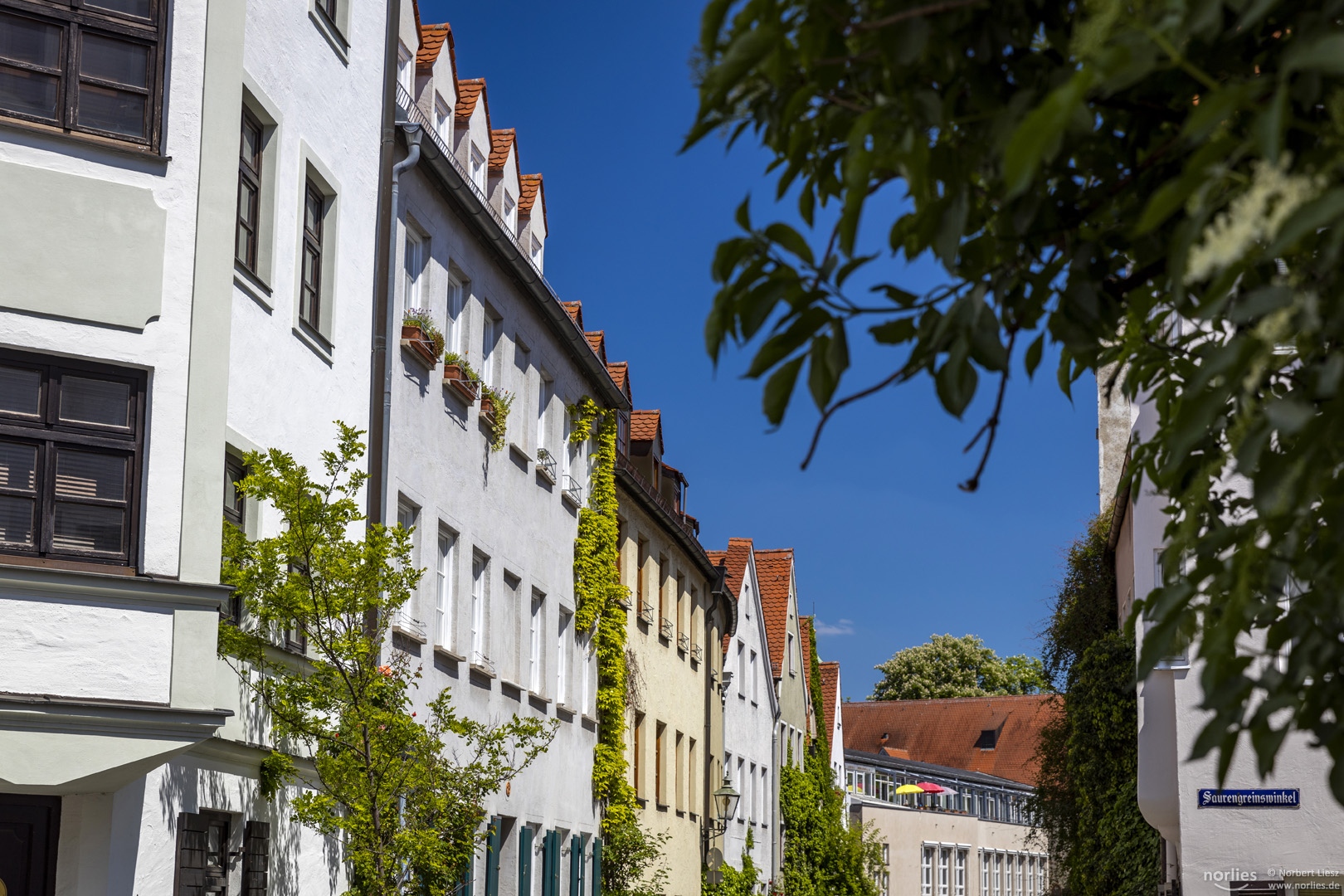 Kirchgasse im Licht