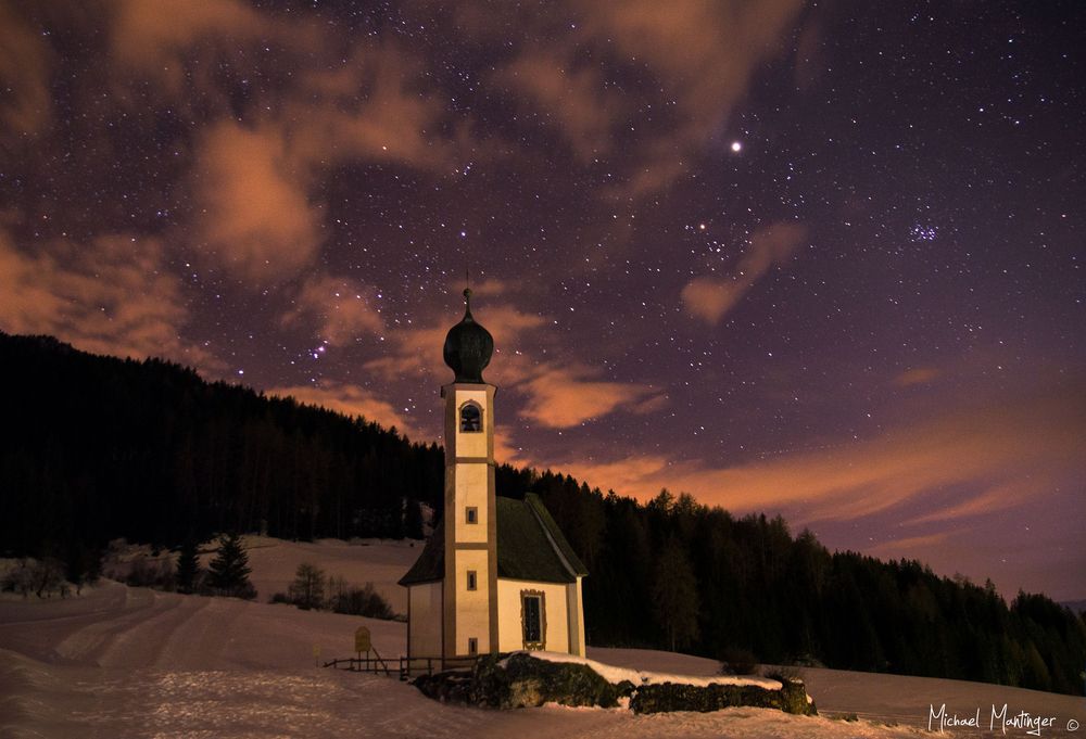 Kirchlein Ranui bei Nacht