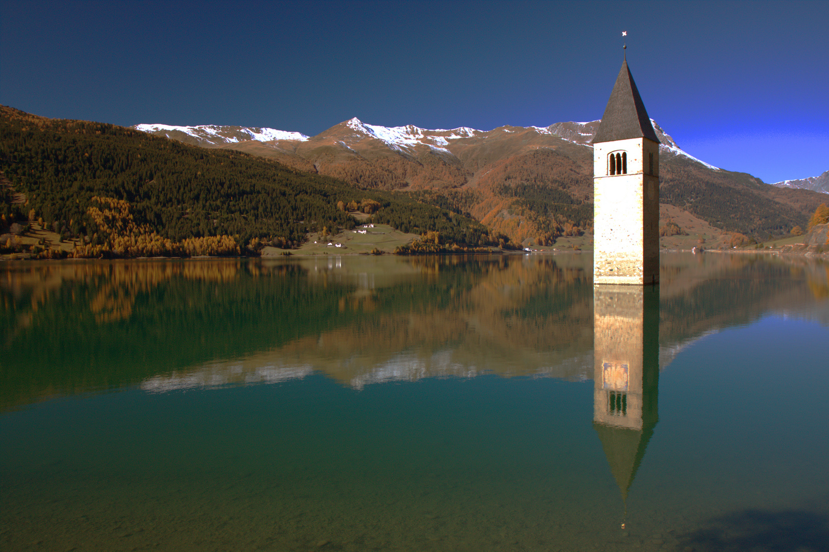 Kirchturm Alt-Graun im Reschensee