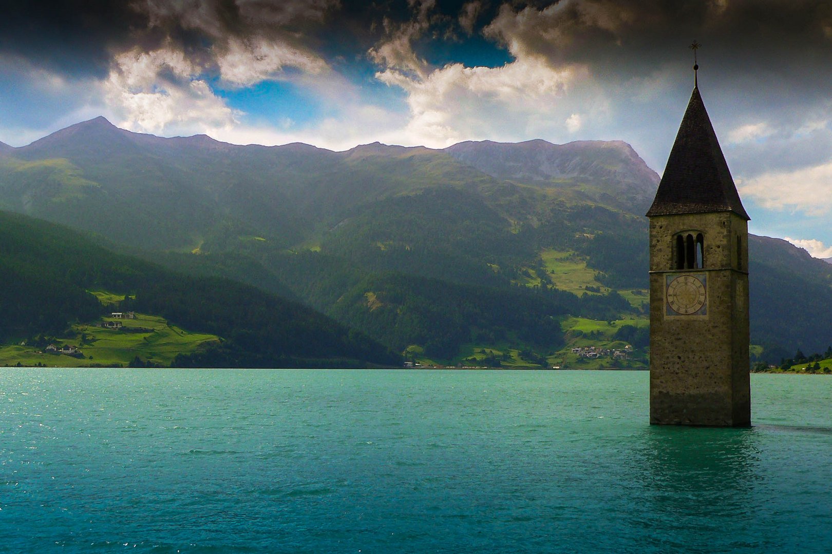 Kirchturm im Reschensee