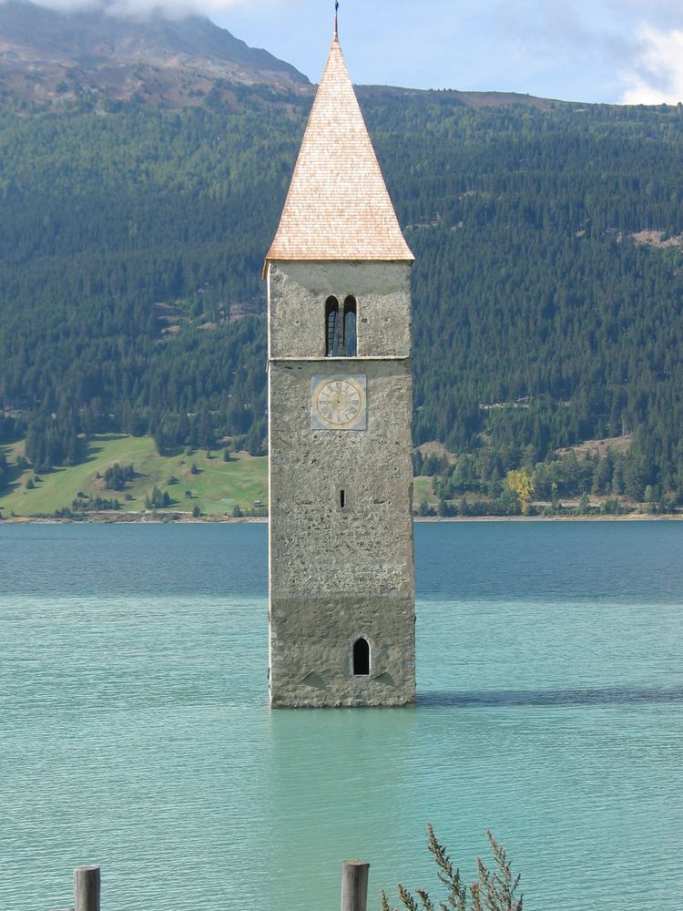 Kirchturm im Reschensee