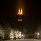 Kirchturm im Schnee