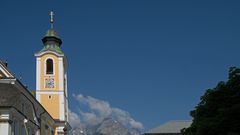 Kirchturm mit Wildem Kaiser