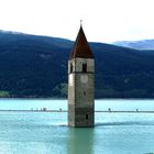 Kirchturm unter Wasser