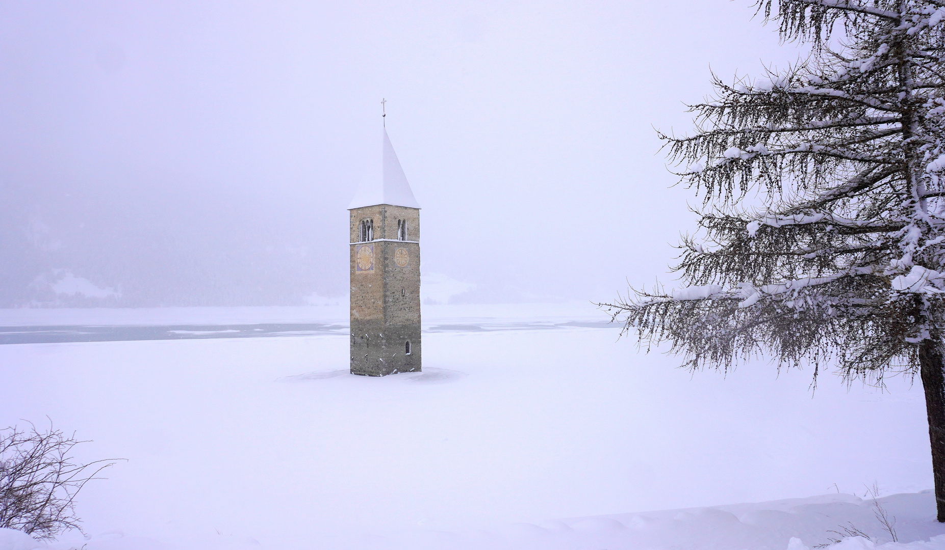 Kirchturm von Altgraun